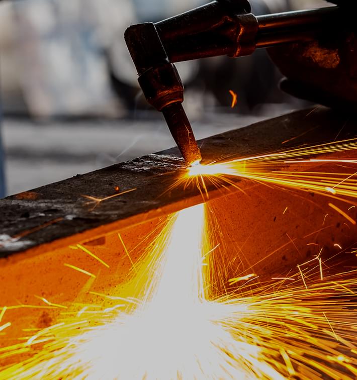 SINCE1969 精密板金のプロフェッショナル 材料調達から仕上げまで自社一括対応！